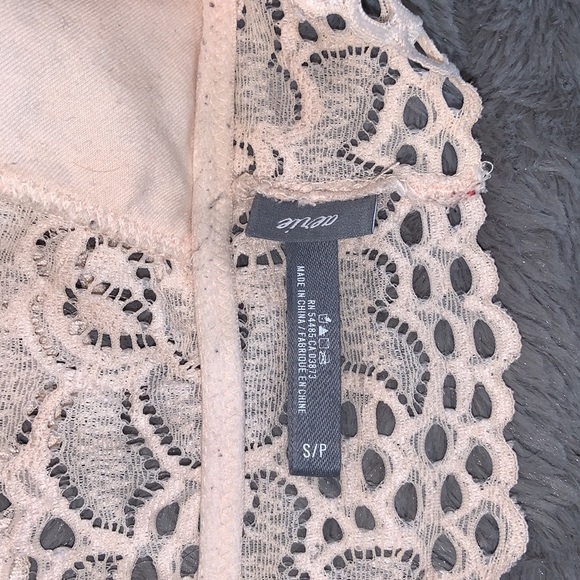 Arie Lace Bralette in Blush - Picture 3 of 5